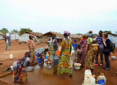 L’association CARE soutient l’accès à l’eau potable