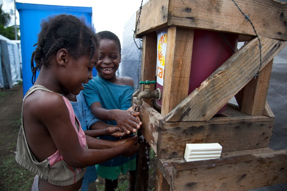 L’association humanitaire CARE aide les populations face aux catastrophes naturelles en Haïti