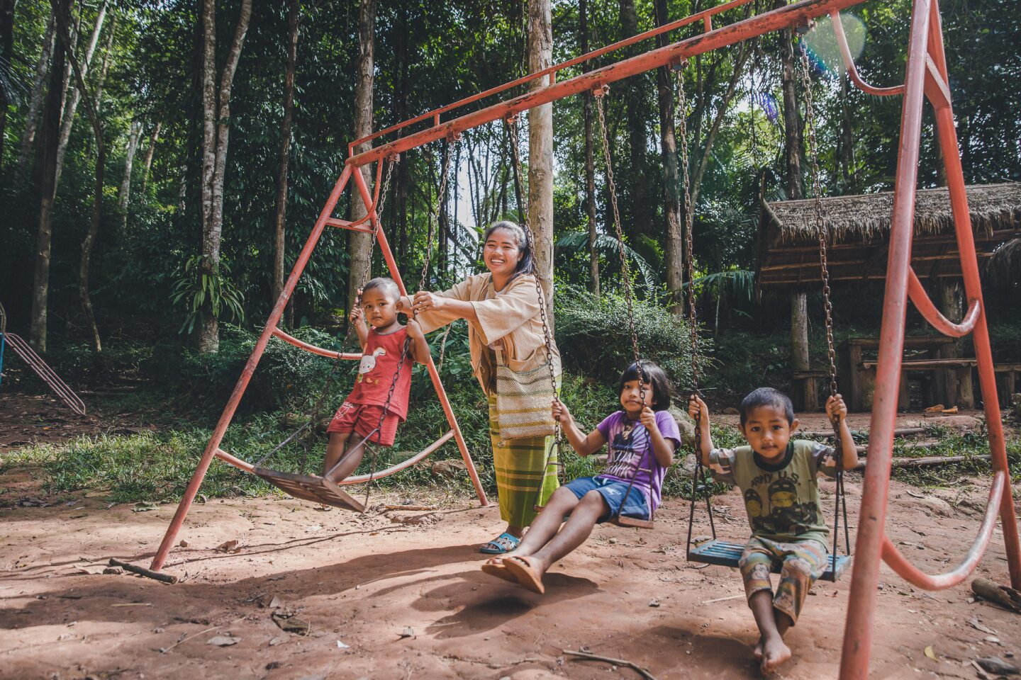 L'association CARE mène des projets d'éducation pour les femmes adultes, comme ici en Thailande