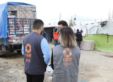 l'ONG CARE aide les populations affectées par le changement climatique