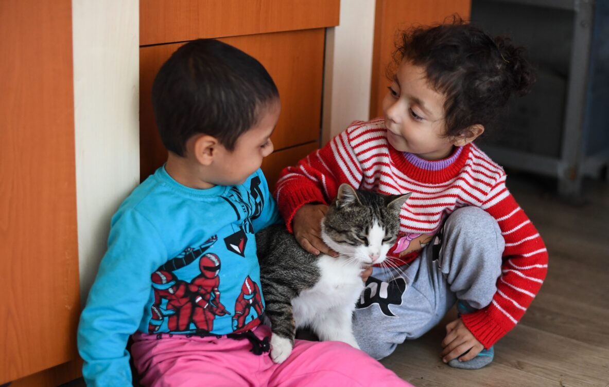 L'ONG CARE protège les droits des enfants en Roumanie.