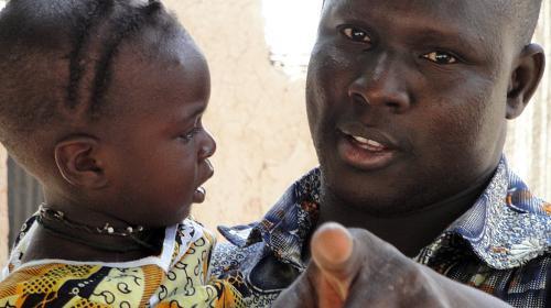 L'ONG humanitaire CARE défend les droits des femmes.