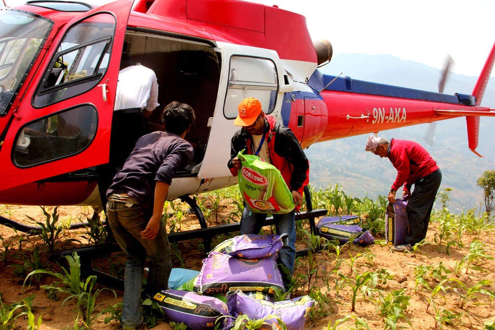 L'association humanitaire CARE vient en aide aux victimes du séisme au Népal