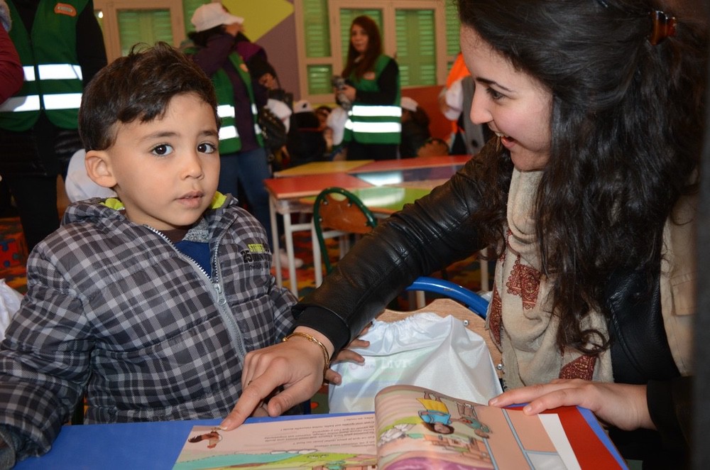 CARE mène des projets d'éducation, notamment préscolaire.