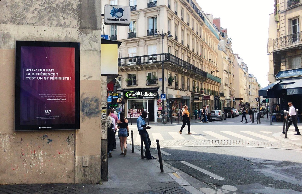 Une campagne d'affichage a été lancée pour réclamer des engagements concrets de la part des Etats dans le cadre du G7.