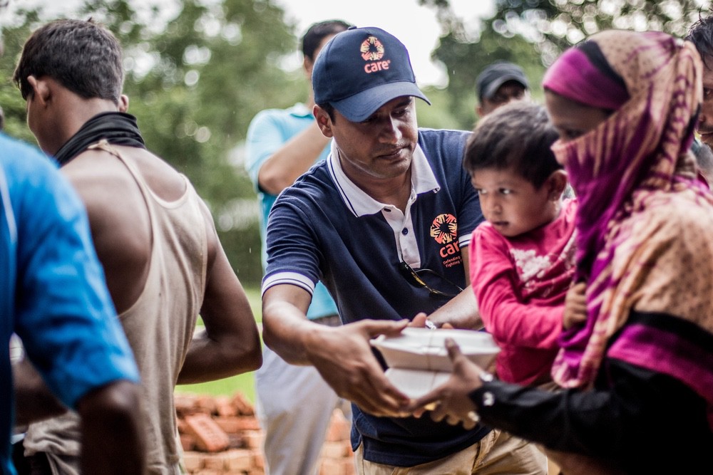 L'association CARE apporte une aide d'urgence aux réfugiés Rohingyas.