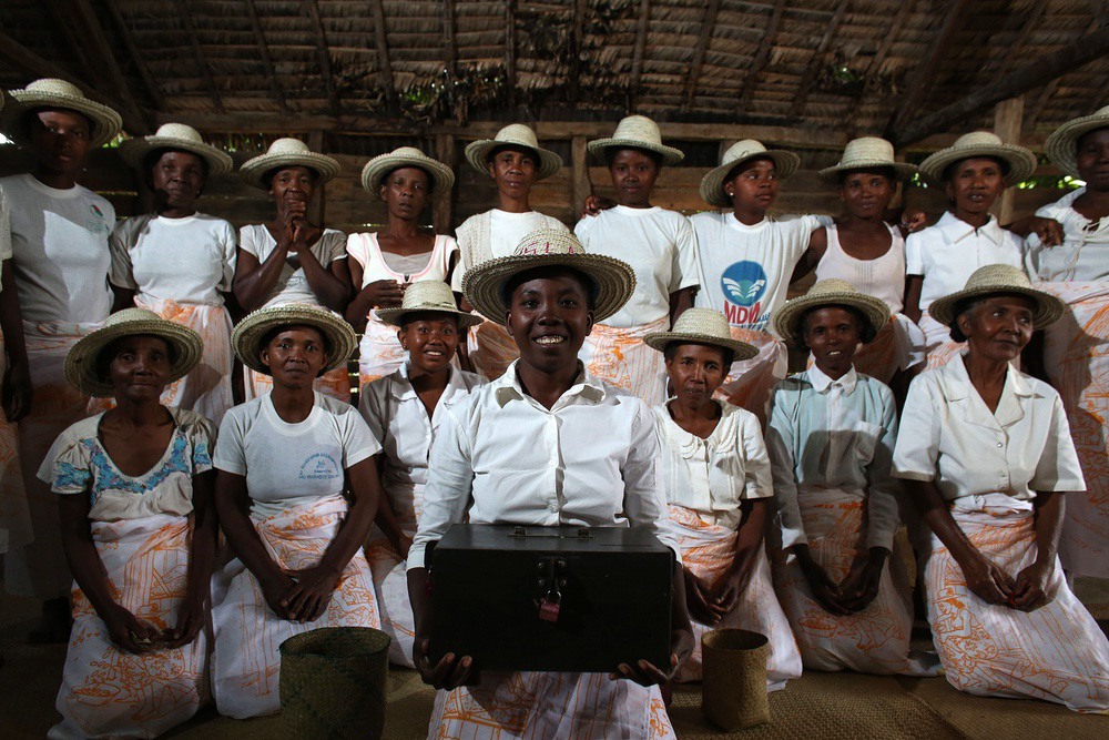 Groupe d'épargne soutenu par CARE à Madagascar