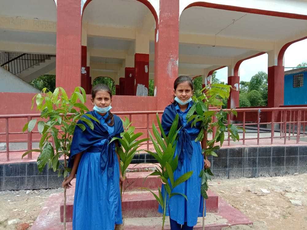 L'association CARE aide les jeunes filles au Bangladesh