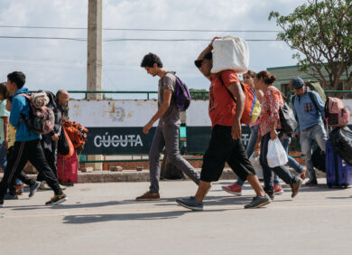 Des réfugiés vénézuéliens quittent le pays